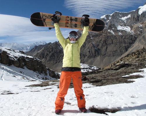 happy-women-mountains-montagnes-nepal-expéditions-snowboard-split-board