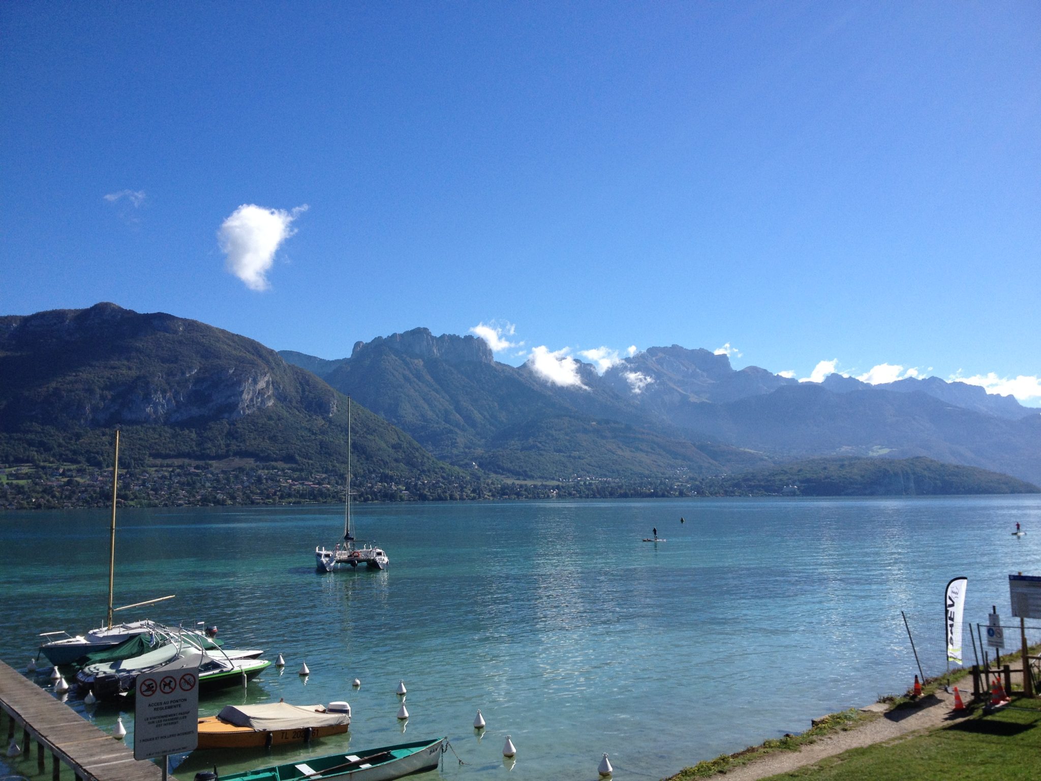 happy-women-mountains-montagne-femmes