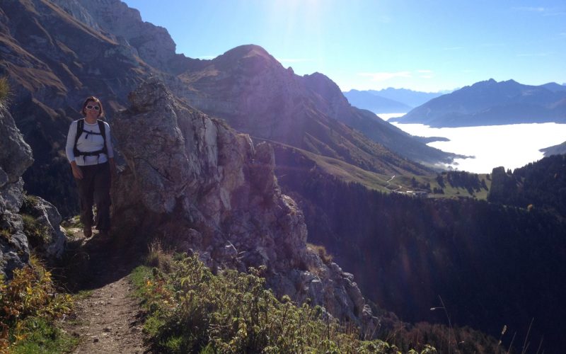 happy-women-mountains-montagne-femmes