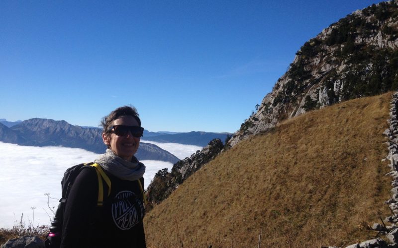 happy-women-mountains-montagne-femmes