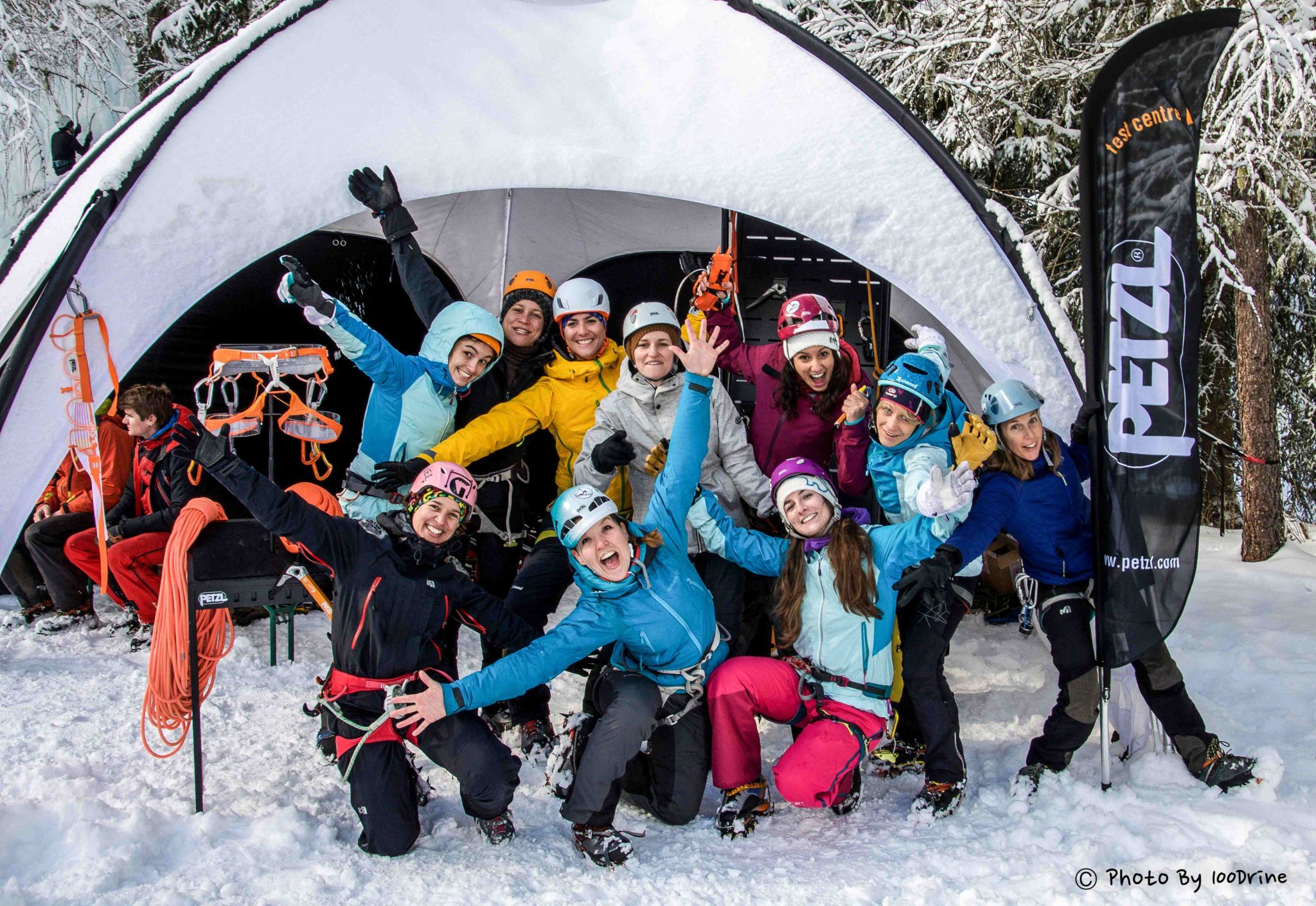 femmes-skieuse-escalade-regroupement-chamonix-Domitille_fleury-Anais_verbruge_fuselier-Lucie_duviau-clementine_junique-Alice_grenier