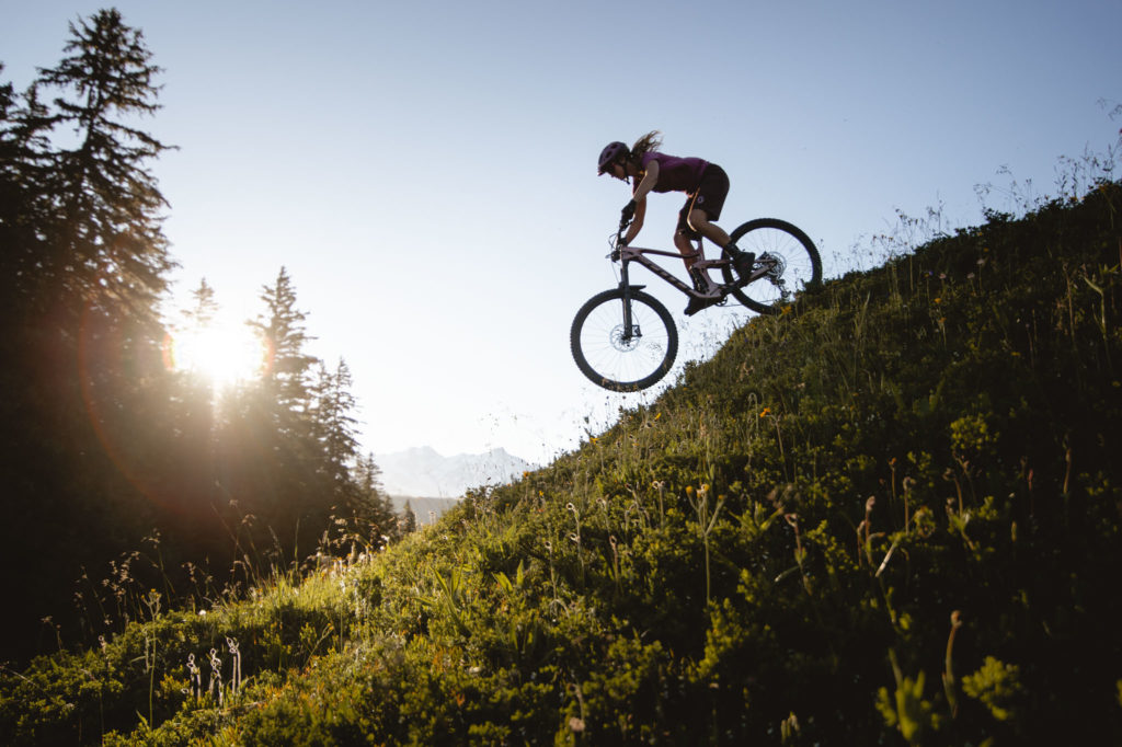 Découverte des nouveaux VTT femme Scott Contessa 2021 dans le Beaufortain.