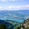 Vue sur la lac d'Annecy depuis la pointe de Talamarche.